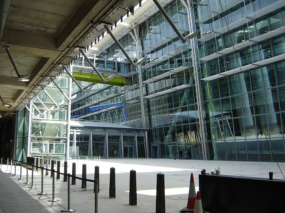 Heathrow Airport Terminal 5 exterior
